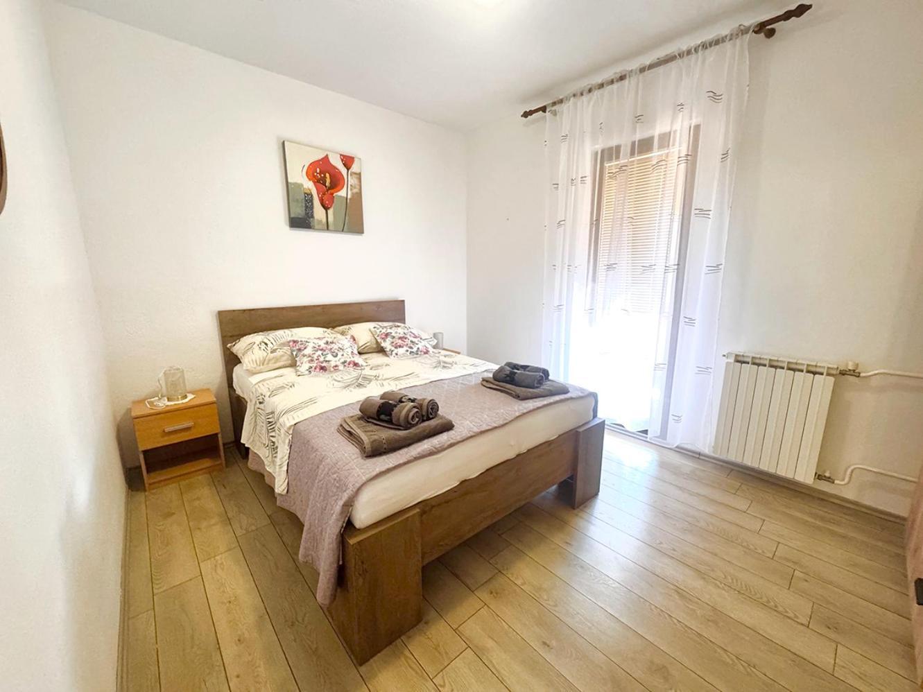Apartments Ares Rovinj Bagian luar foto