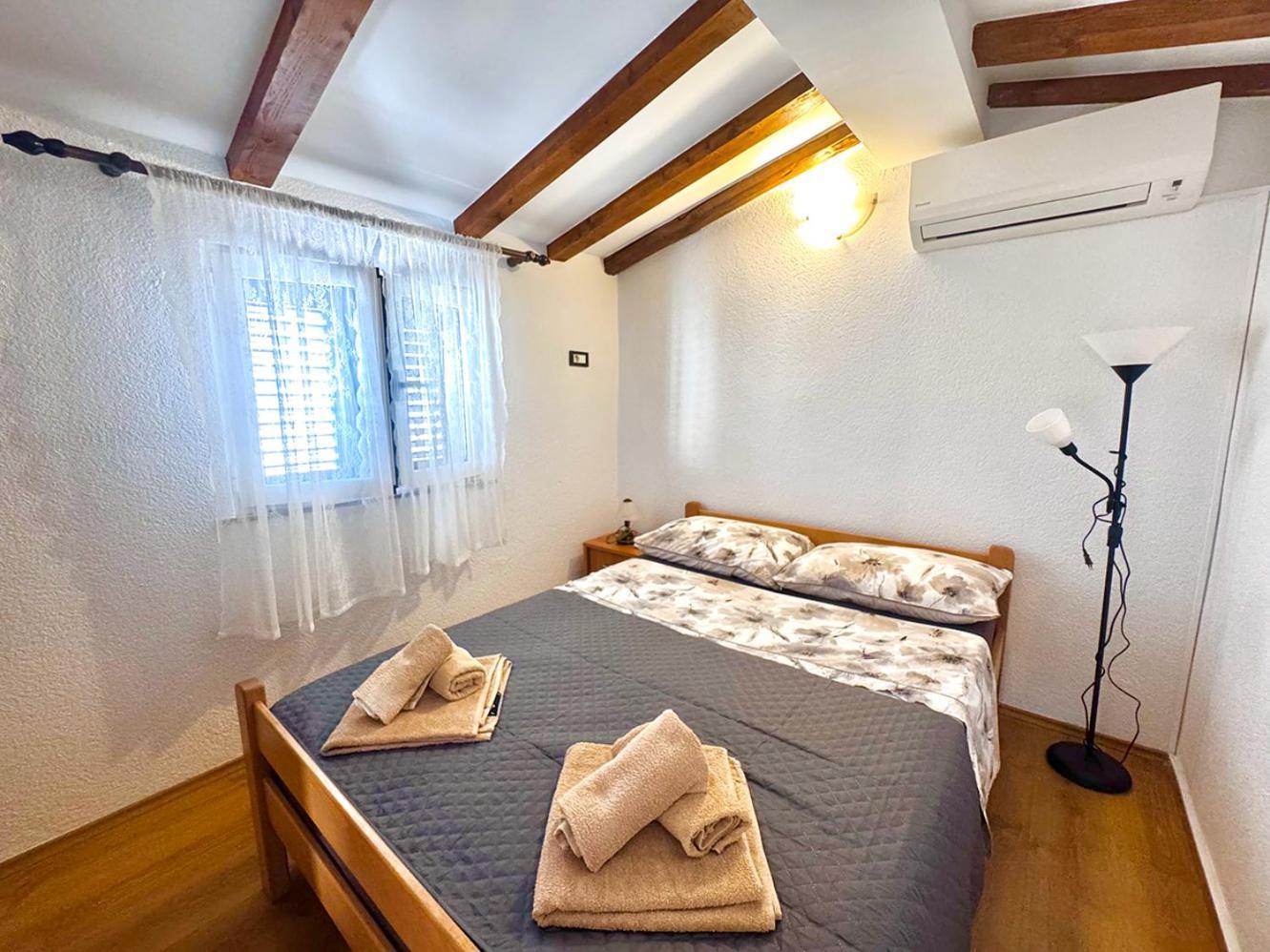 Apartments Ares Rovinj Bagian luar foto