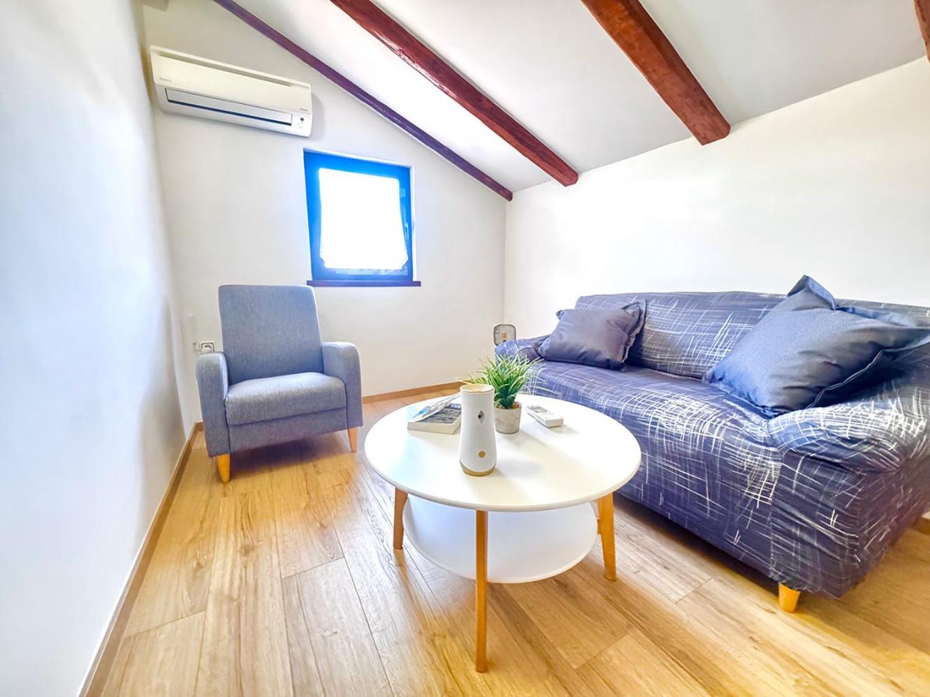 Apartments Ares Rovinj Bagian luar foto