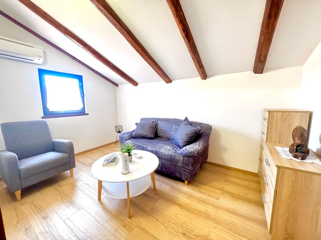 Apartments Ares Rovinj Bagian luar foto